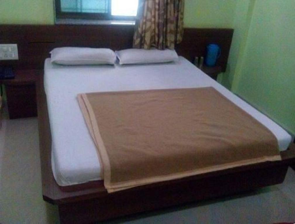 Hotel Sri Sai Sannidhi Shirdi Exterior foto