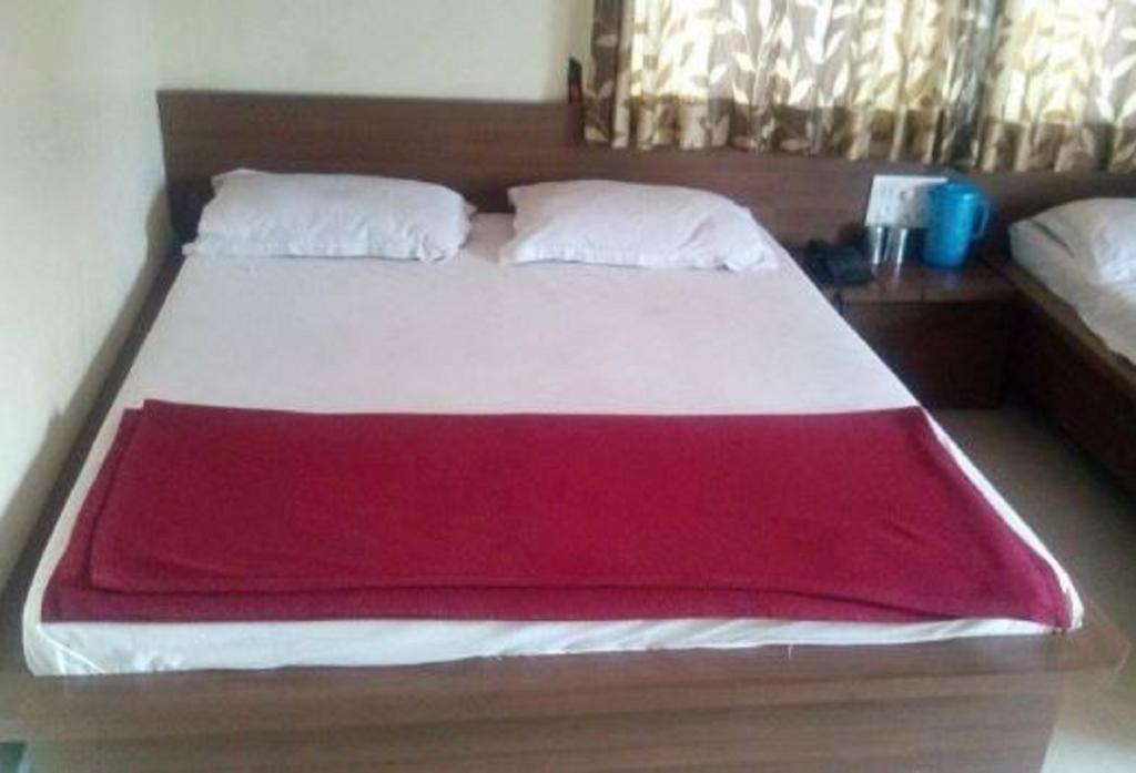Hotel Sri Sai Sannidhi Shirdi Exterior foto